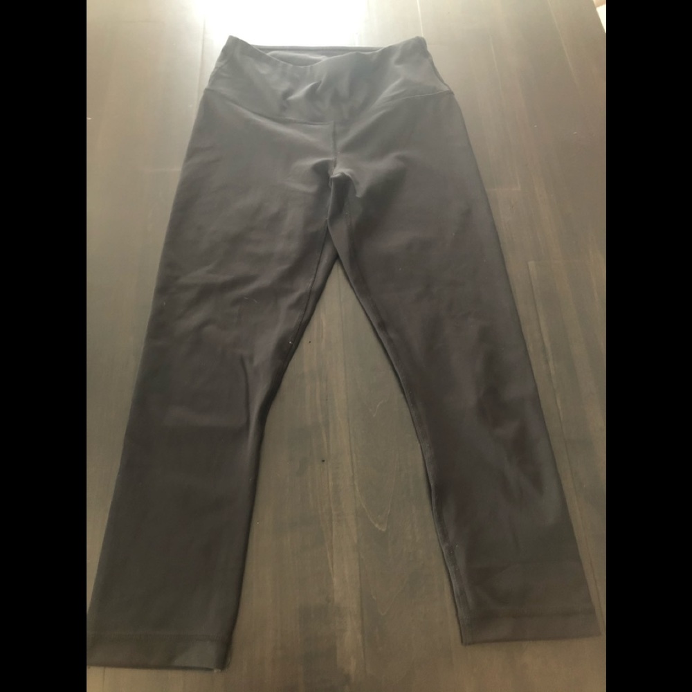 90 Degree Capri Style Workout Leggings